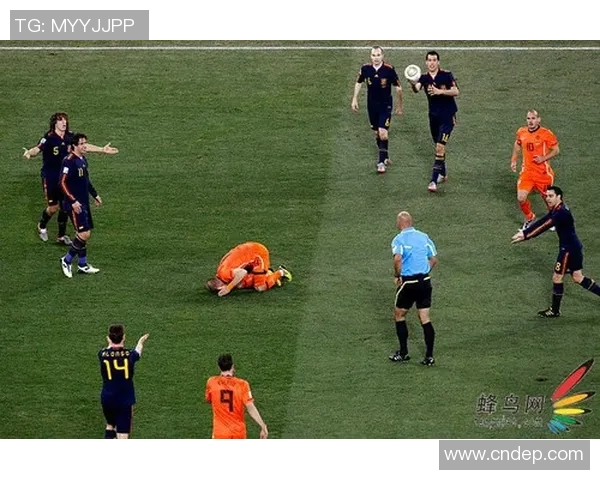 荷兰与西班牙决赛精彩回顾与战术分析深度剖析