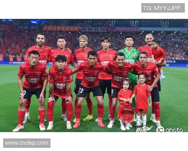 成都足球队状态飙升创造历史新高引发球迷热议