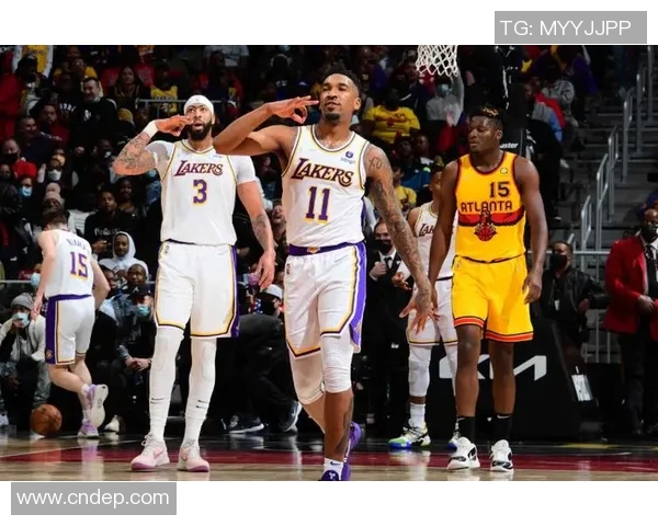 湖人对决老鹰11月12日精彩赛况回顾与分析